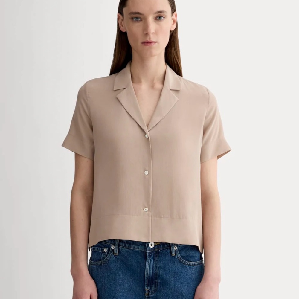 EVERLANE - clean silk shirt